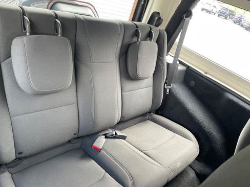 Used 2022 Jeep Wrangler Sport AWD/4WD image 25