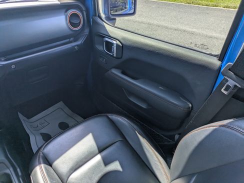 Used 2023 Jeep Gladiator Mojave w/ LED Lighting Group image 20