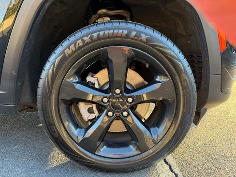Used 2021 Jeep Grand Cherokee L Laredo image 33