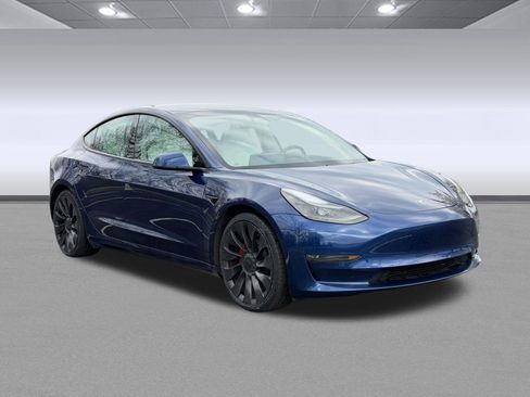 Used 2021 Tesla Model 3 Performance image 7