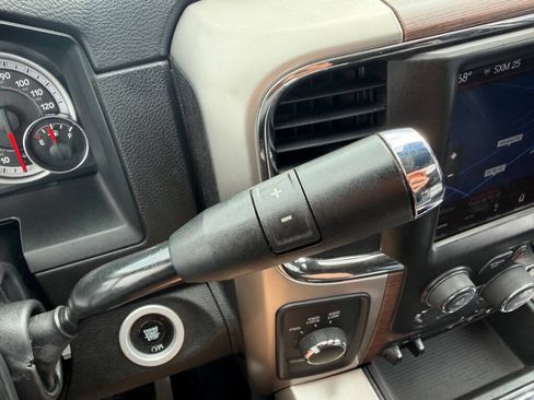 Used 2018 RAM 2500 Laramie AWD/4WD image 23