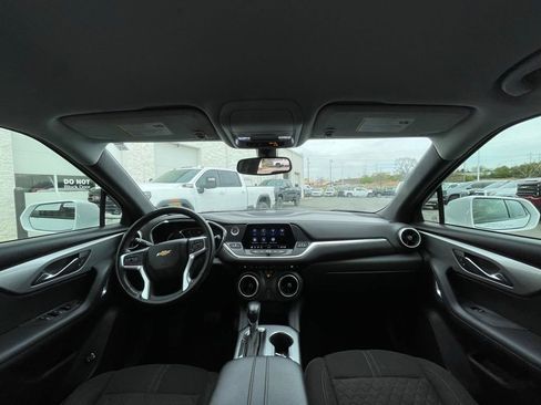 Used 2020 Chevrolet Blazer LT image 27