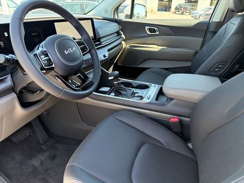 New 2026 Kia Carnival SX FWD image 16