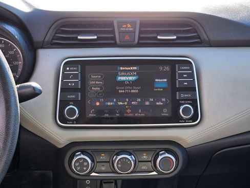 Used 2020 Nissan Versa SV FWD image 16