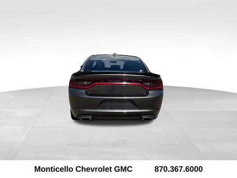 Used 2023 Dodge Charger SXT w/ Blacktop Package RWD image 4
