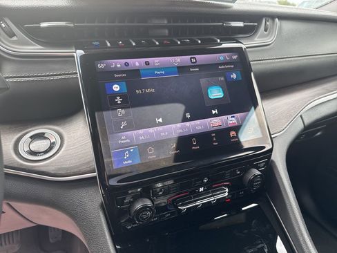 Used 2024 Jeep Grand Cherokee Limited 4xe image 14