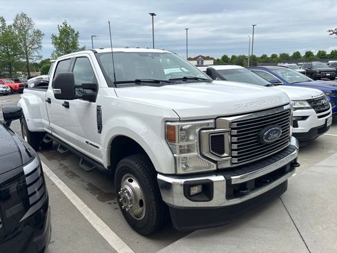 Used 2022 Ford F350 XLT w/ XLT Value Package AWD/4WD image 1