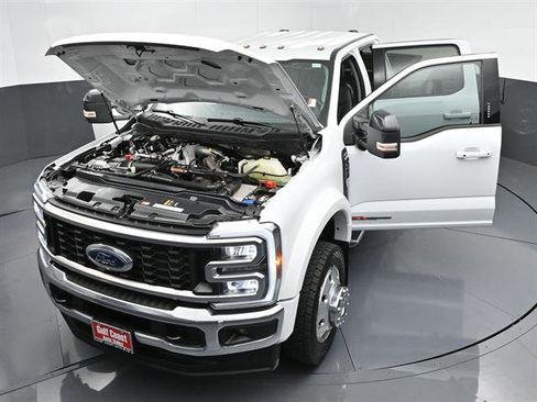 Used 2026 Ford F450 Lariat w/ FX4 Off-Road Package AWD/4WD image 47