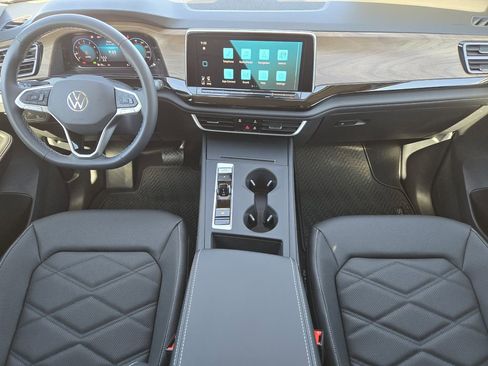 New 2026 Volkswagen Atlas SE image 19