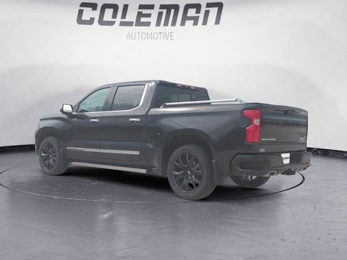 Used 2022 Chevrolet Silverado 1500 High Country w/ High Country Premium Package image 7