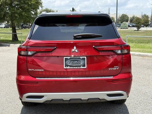 Used 2023 Mitsubishi Outlander SEL AWD/4WD image 4