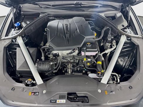 Used 2025 Genesis G70 2.5T AWD/4WD image 31