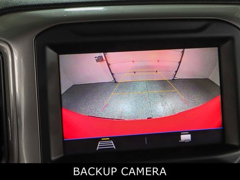 Used 2020 Chevrolet Silverado 1500 Custom w/ Custom Value Package image 18