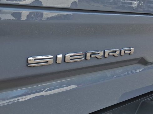 Certified 2024 GMC Sierra 1500 AT4X image 7