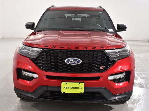 Used 2024 Ford Explorer ST AWD/4WD image 3