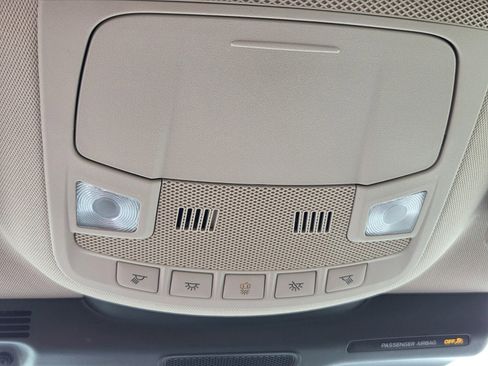 Used 2023 Lincoln Nautilus FWD w/ Premium Package image 30