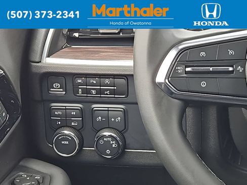 Used 2025 Chevrolet Tahoe LT AWD/4WD image 26