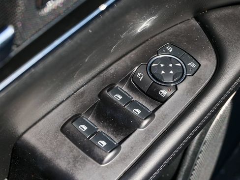 Certified 2023 Lincoln Nautilus AWD w/ Premium Package image 19