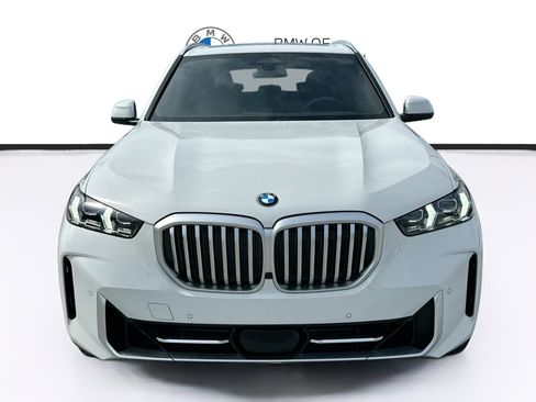 Certified 2025 BMW X5 sDrive40i w/ Parking Assistance Package RWD image 2