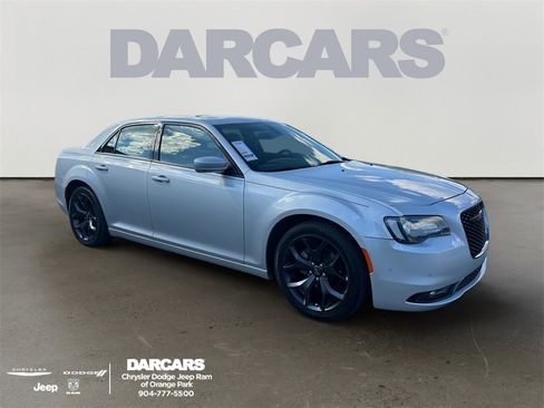 Used 2023 Chrysler 300 S image 1