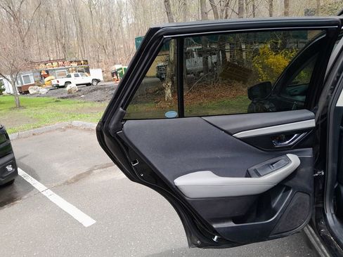 Used 2023 Subaru Outback Premium image 27