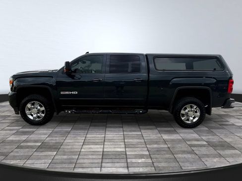 Used 2019 GMC Sierra 3500 SLT w/ Duramax Plus Package AWD/4WD image 4