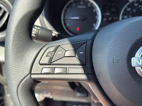 New 2025 Nissan Kicks Play S image 23