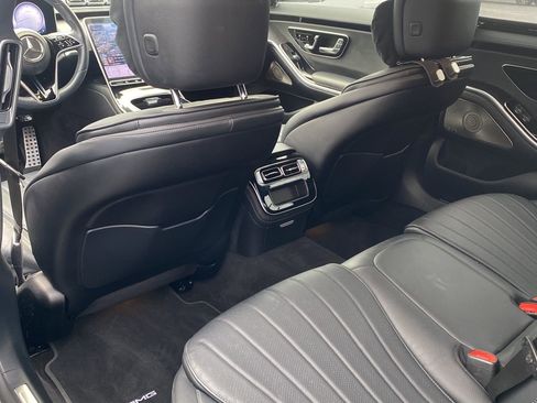 Used 2022 Mercedes-Benz S 500 4MATIC image 11