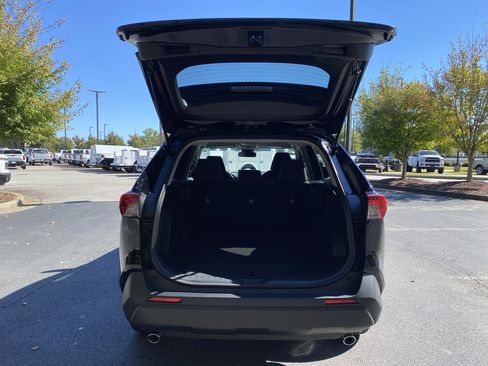 Used 2025 Toyota RAV4 LE image 11