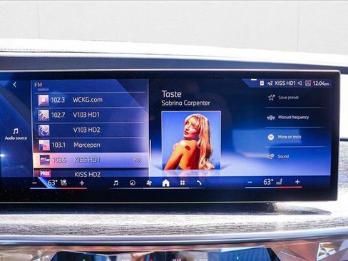 Used 2025 BMW 740i xDrive image 15