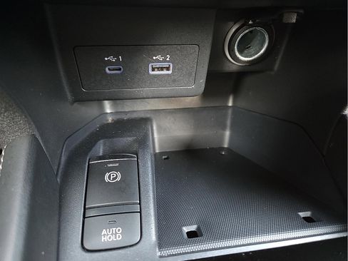 Used 2024 Nissan Kicks SV image 20