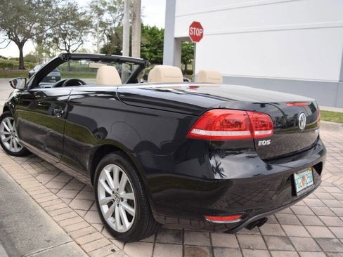 Used 2016 Volkswagen Eos Komfort image 40