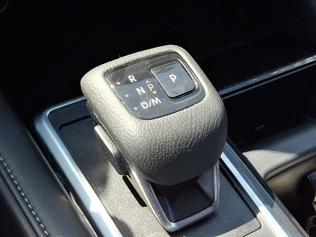 Used 2025 Nissan Pathfinder SV AWD/4WD image 14