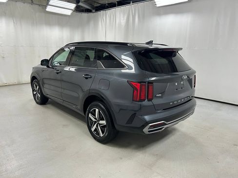 Used 2021 Kia Sorento EX AWD/4WD image 7