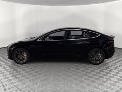 Used 2018 Tesla Model 3 Long Range RWD image 2