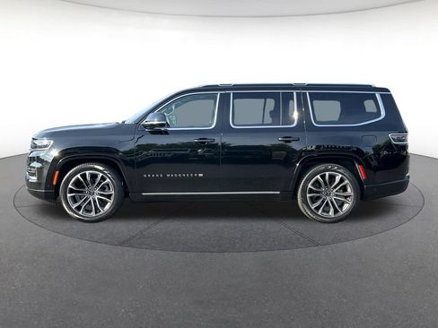 Used 2024 Jeep Grand Wagoneer Series III AWD/4WD image 2