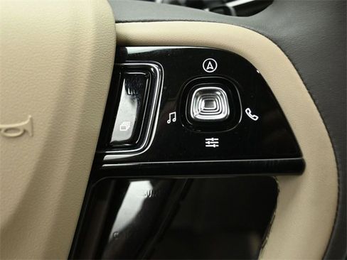 Certified 2022 Lincoln Corsair AWD w/ Equipment Group 101A image 15