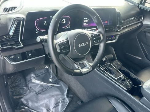 Used 2023 Kia Sportage EX FWD image 13