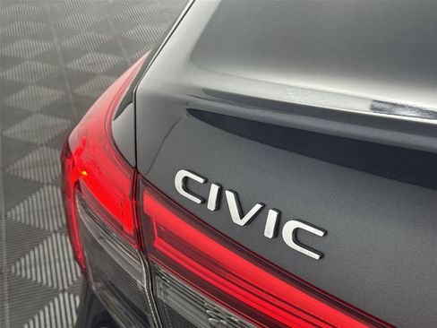Used 2024 Honda Civic Sport image 10