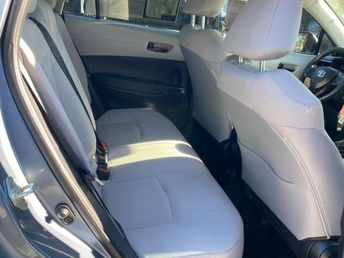 Used 2024 Toyota Corolla Cross L image 16