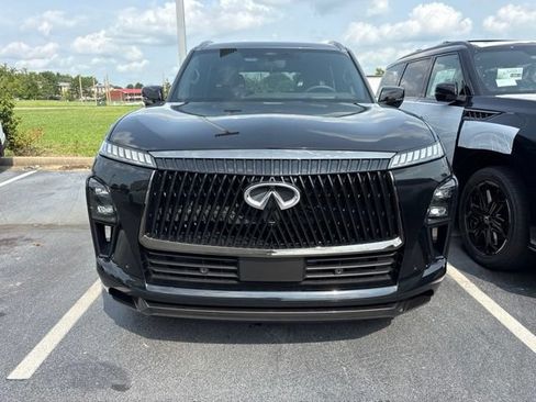 Used 2026 INFINITI QX80 Autograph w/ Premium Cargo Package AWD/4WD image 6
