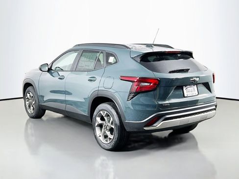 New 2026 Chevrolet Trax LT image 7