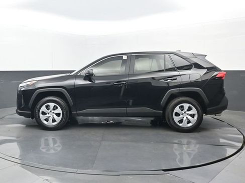 Used 2025 Toyota RAV4 LE FWD image 21