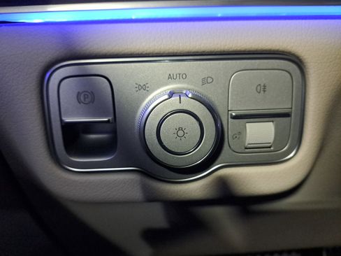 New 2026 Mercedes-Benz GLS 450 4MATIC image 26