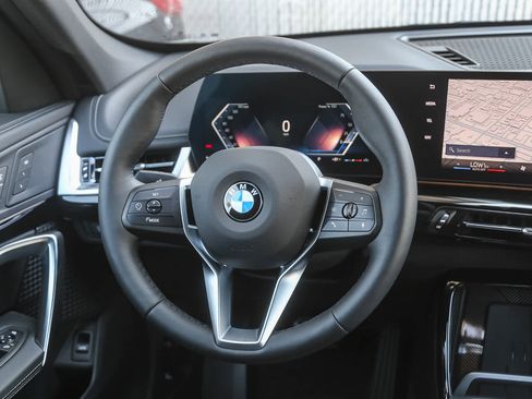 Used 2026 BMW X1 xDrive28i image 11