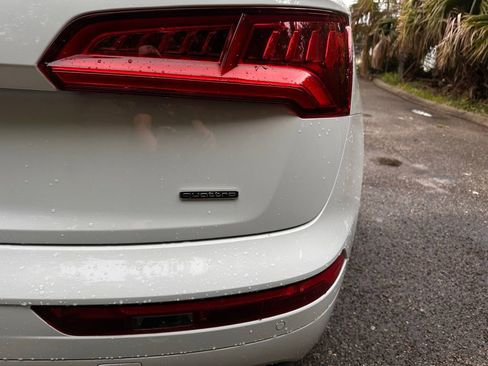 Used 2019 Audi Q5 2.0T Premium Plus w/ Premium Plus Package image 16