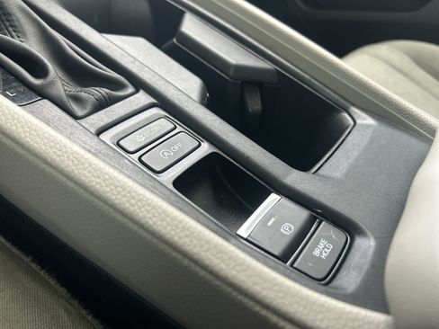 Used 2024 Honda Accord LX image 12