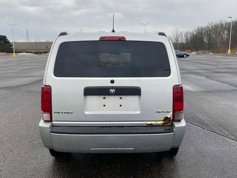 Used 2008 Dodge Nitro SXT image 13