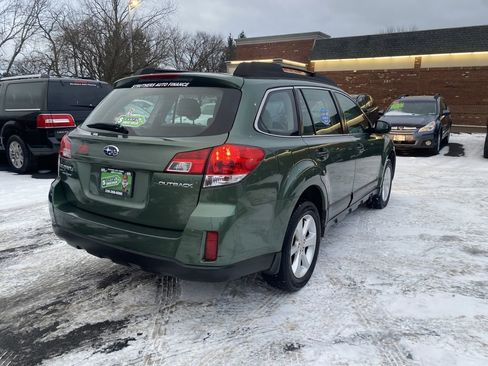 Used 2014 Subaru Outback 2.5i w/ Alloy Wheel Package image 5