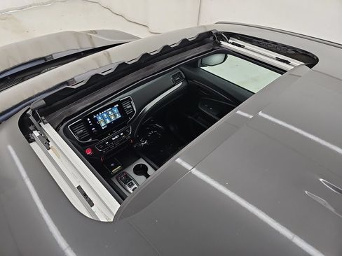 Certified 2024 Honda Passport EX-L image 41
